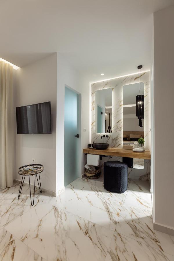 Olvos Suite Naxos City Esterno foto
